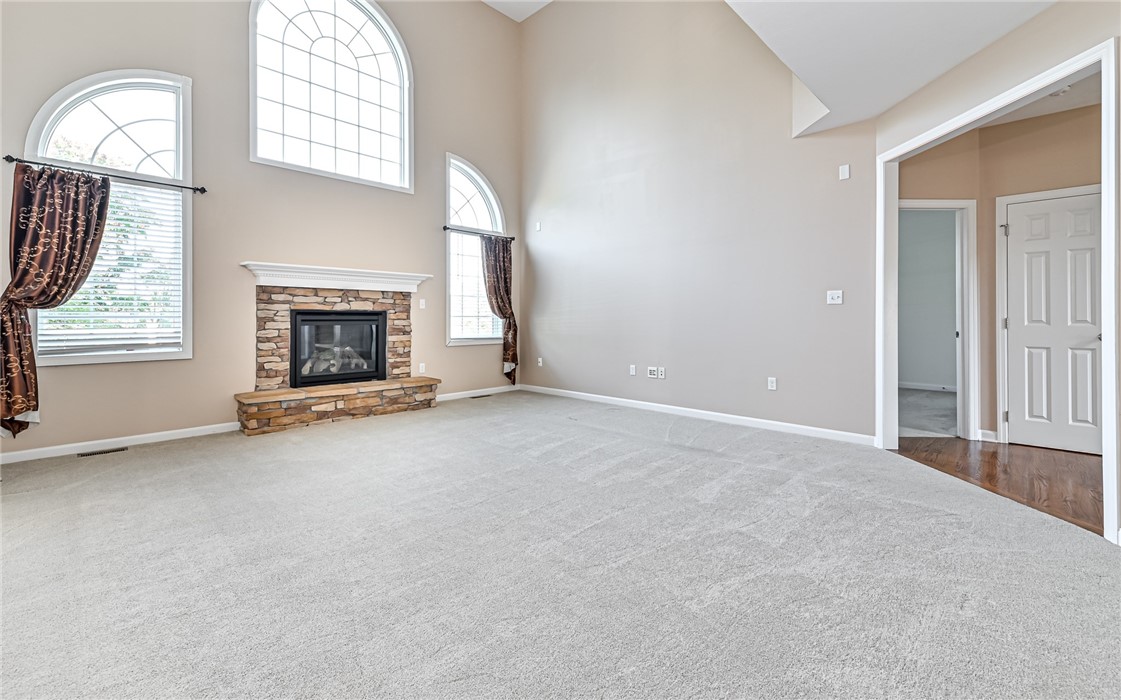 239 Pine Crest Ct