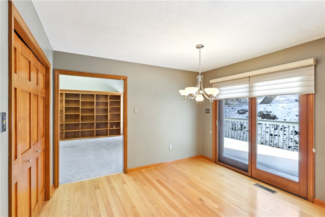 2502 Lindenwood Drive