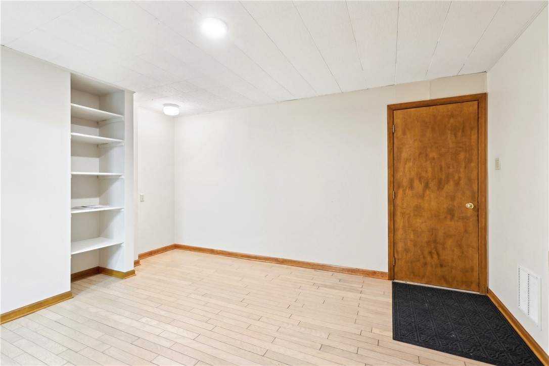 2502 Lindenwood Drive