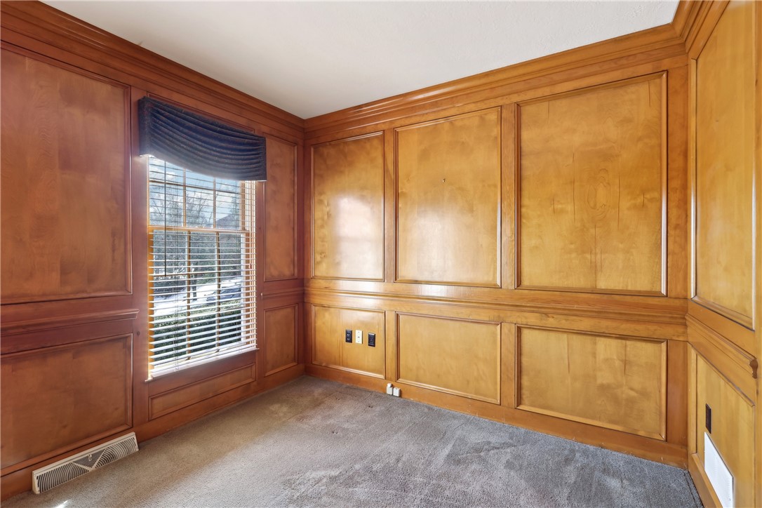 2502 Lindenwood Drive