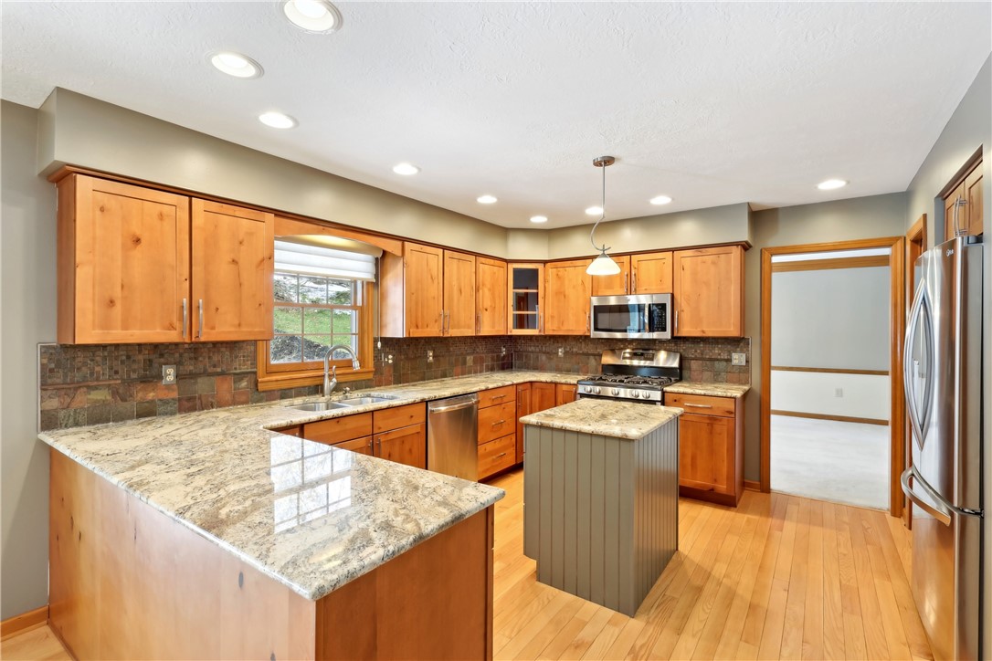 2502 Lindenwood Drive