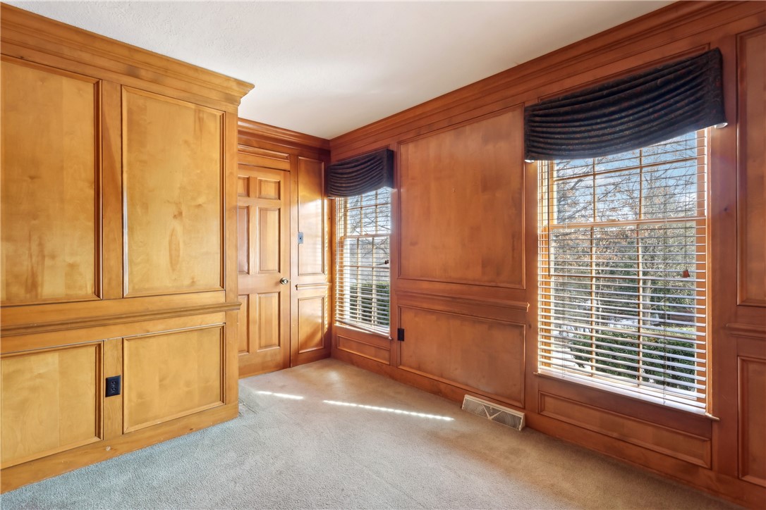 2502 Lindenwood Drive