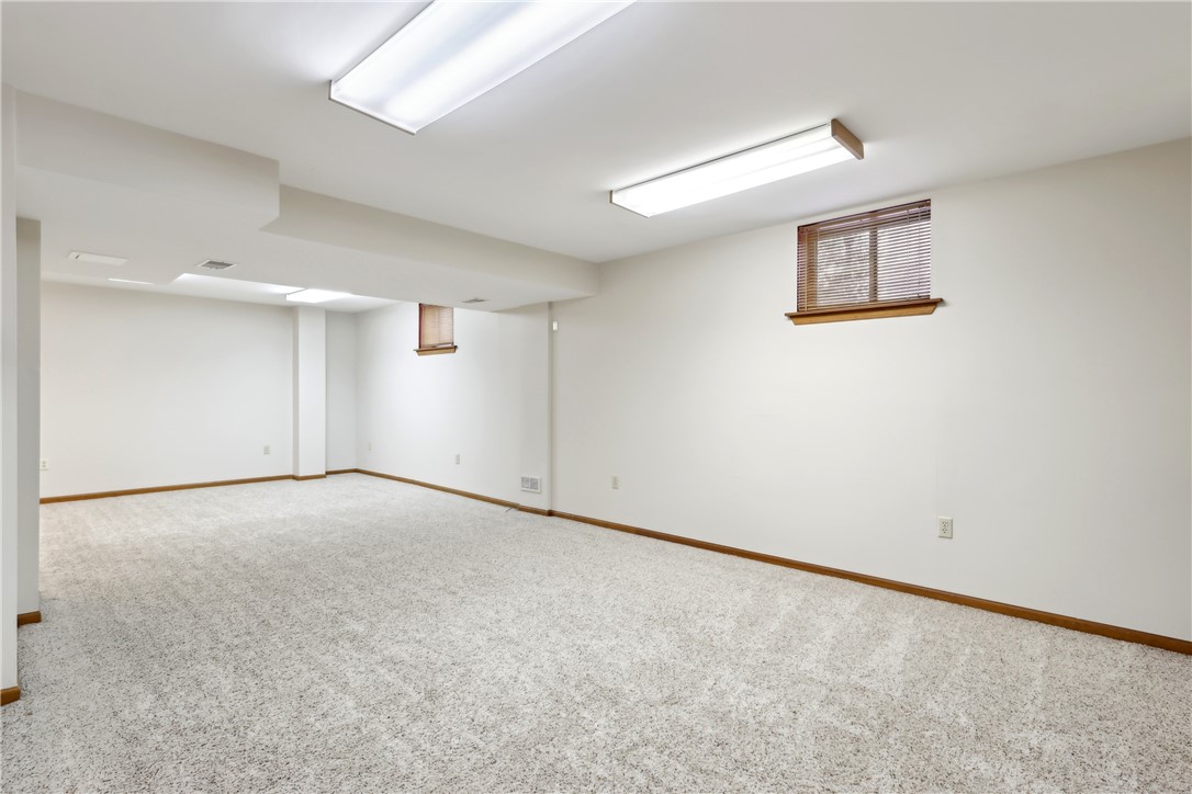 2502 Lindenwood Drive