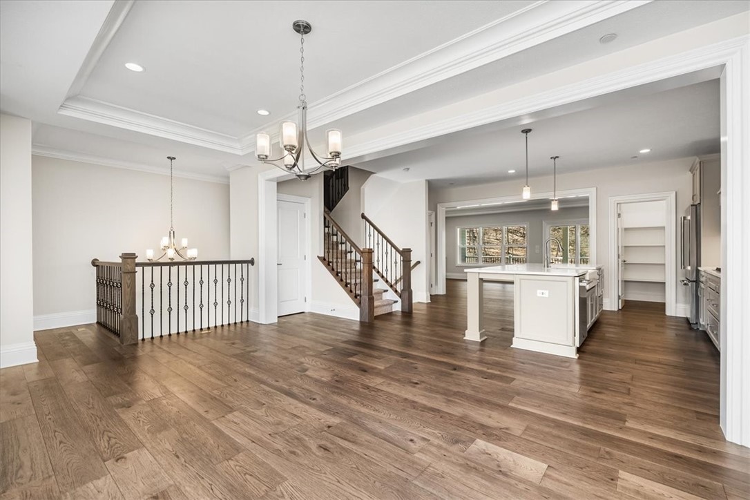130 Rainier Ln