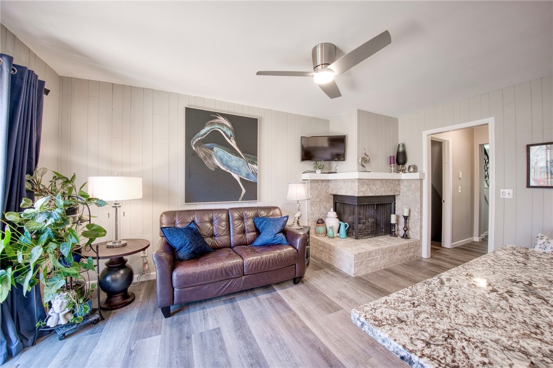 1812 Foxcroft Lane 905