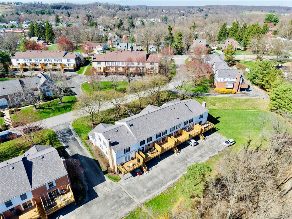 1812 Foxcroft Lane 905