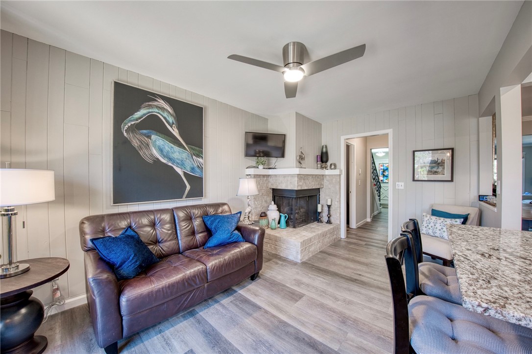 1812 Foxcroft Lane 905