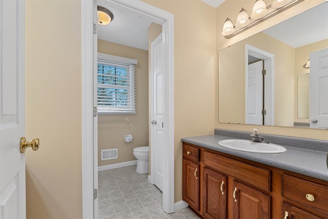 160 Sewickley Farm Cir