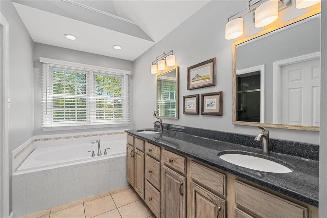 160 Sewickley Farm Cir