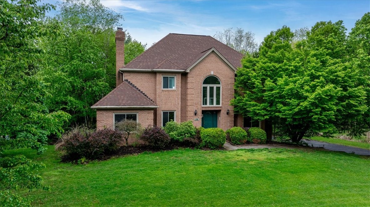 106 Briar Hill Dr