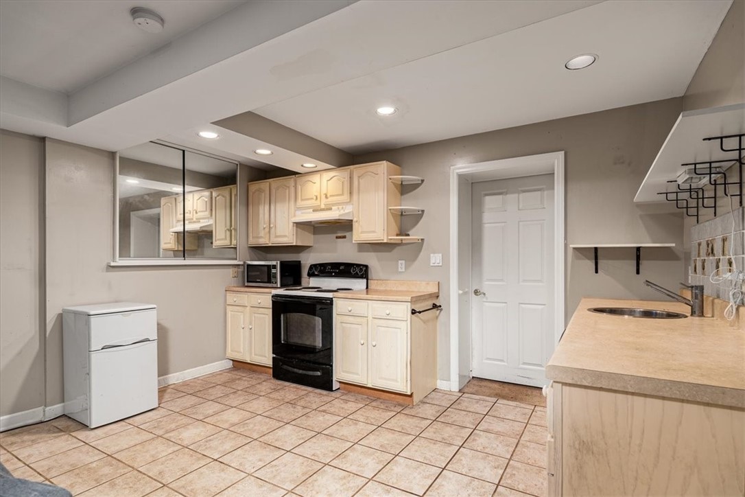 106 Briar Hill Dr