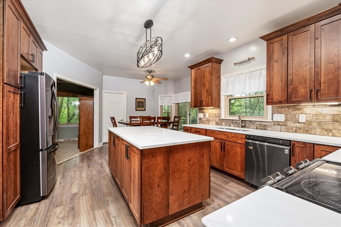 106 Briar Hill Dr