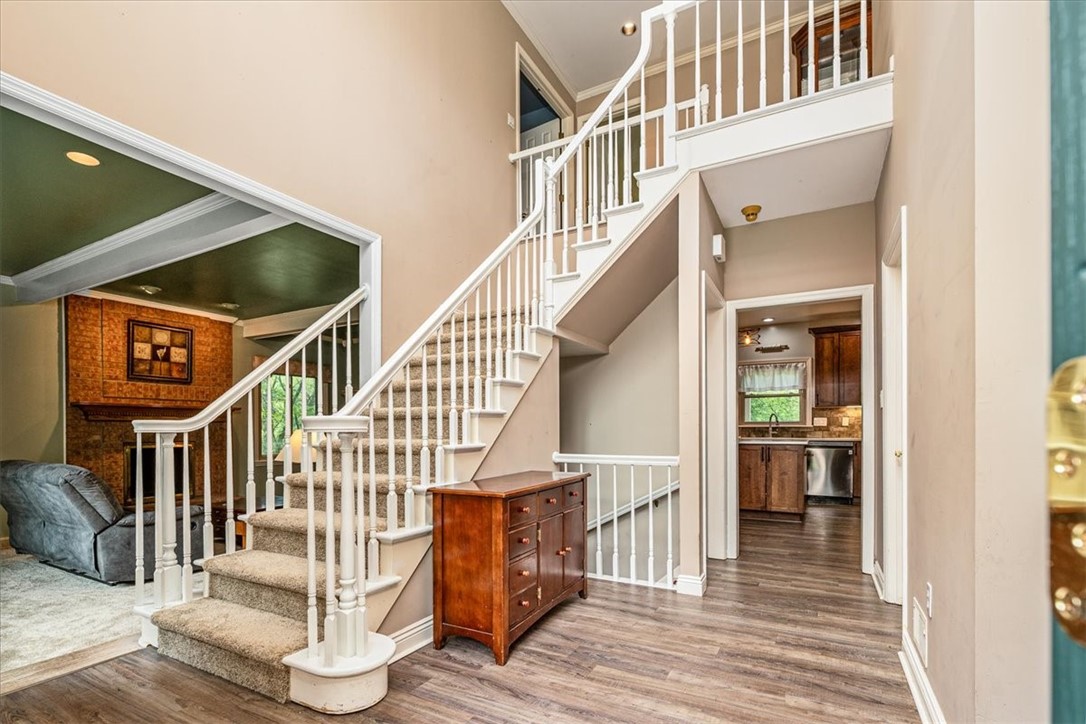 106 Briar Hill Dr