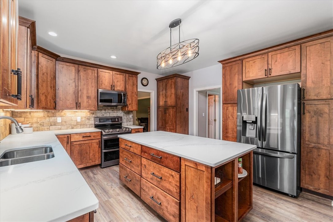 106 Briar Hill Dr