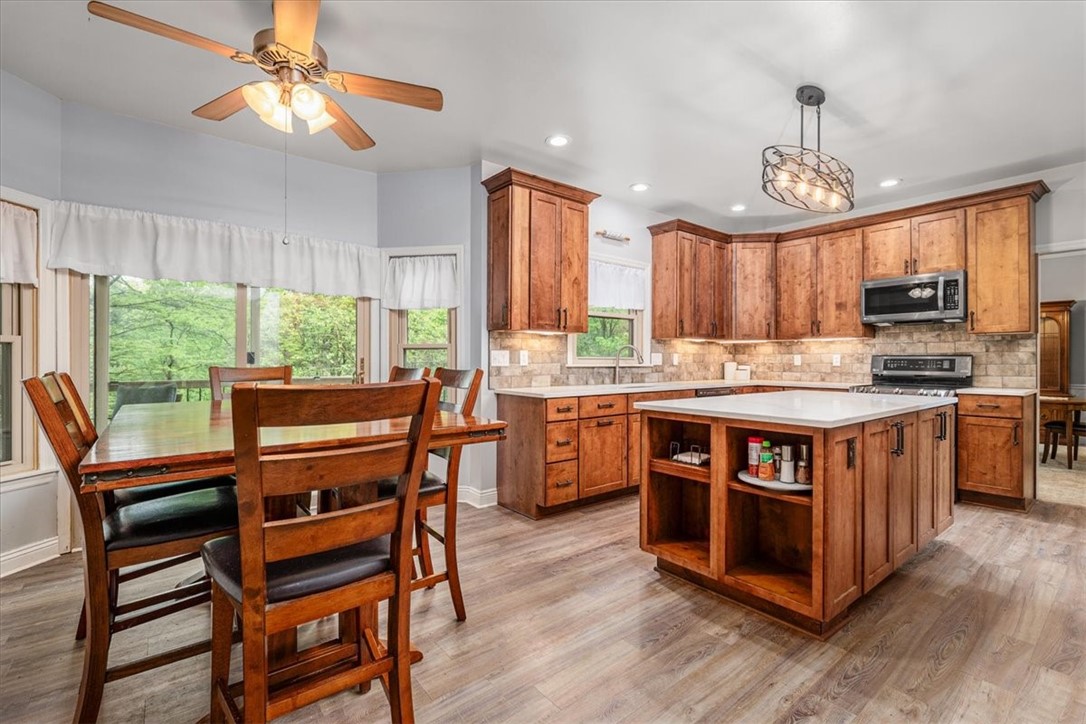106 Briar Hill Dr