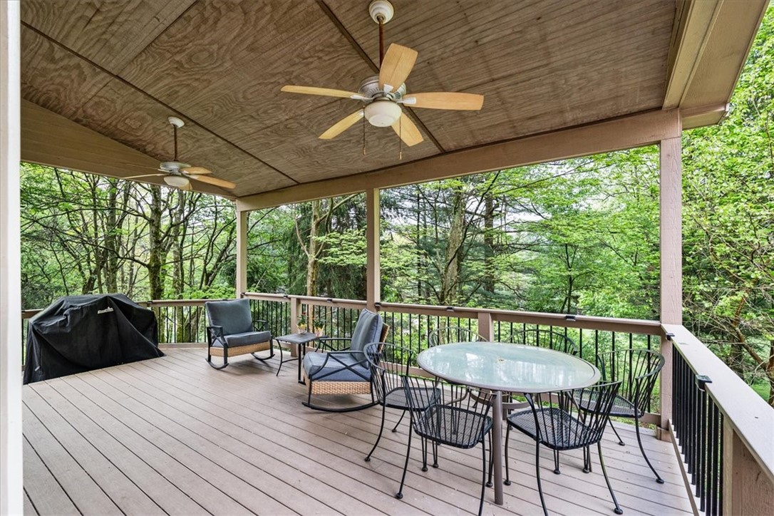 106 Briar Hill Dr
