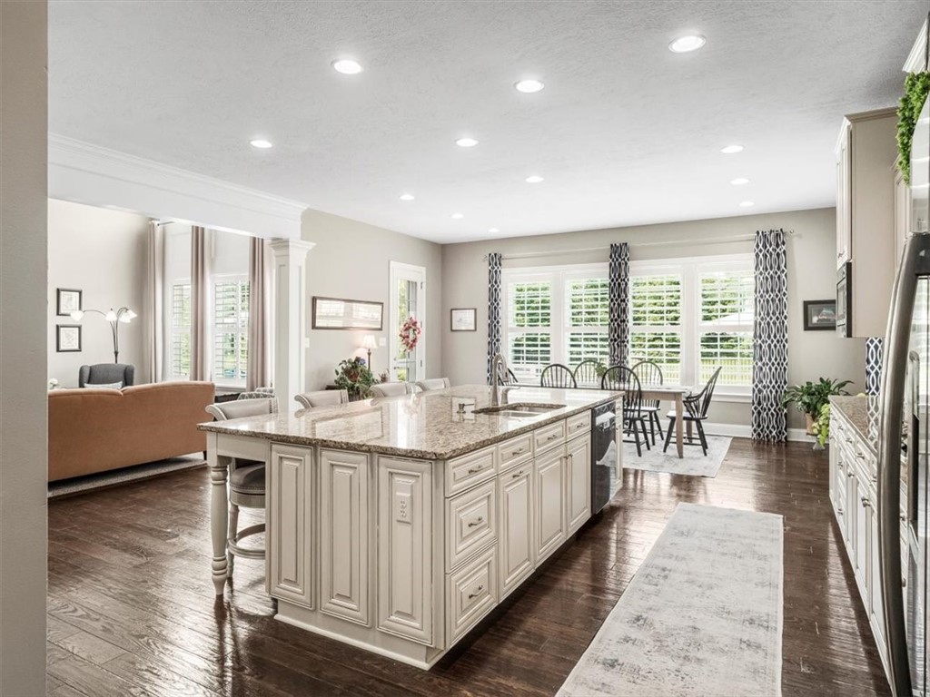 311 Connemara Ct