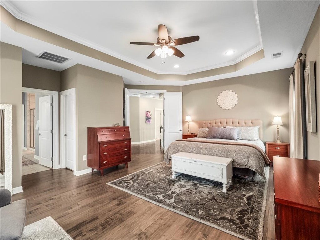 311 Connemara Ct