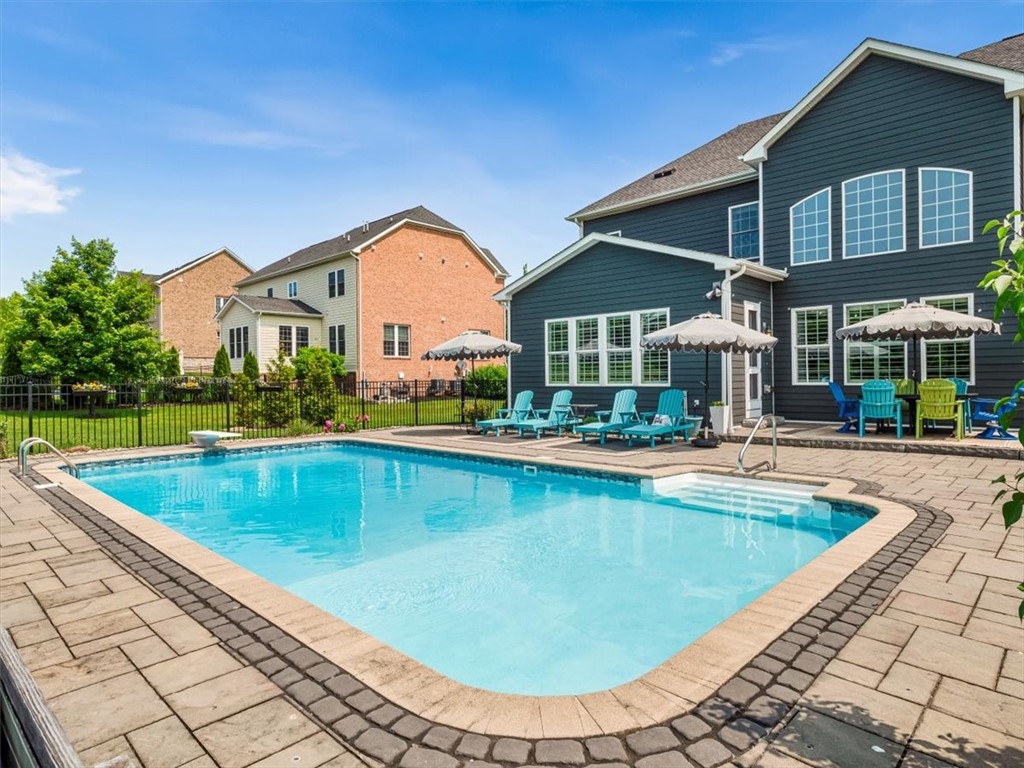 311 Connemara Ct