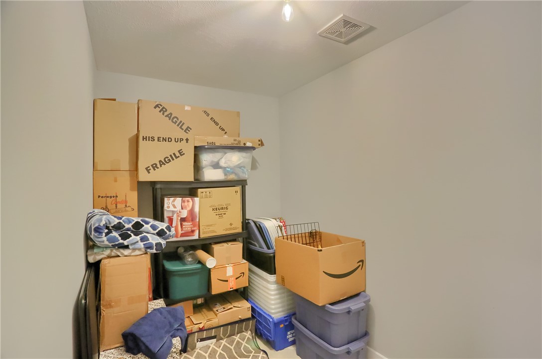 302 Highpointe Dr