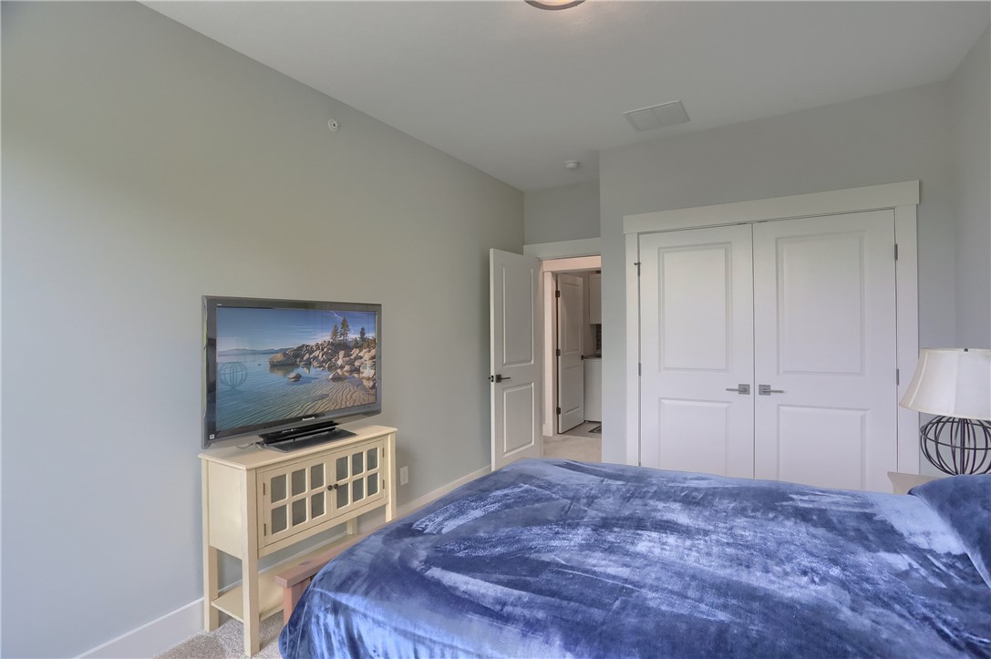 302 Highpointe Dr