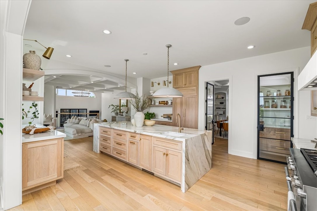 506 Ridge Ct