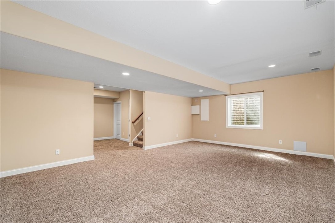 707 Onondaga Cir