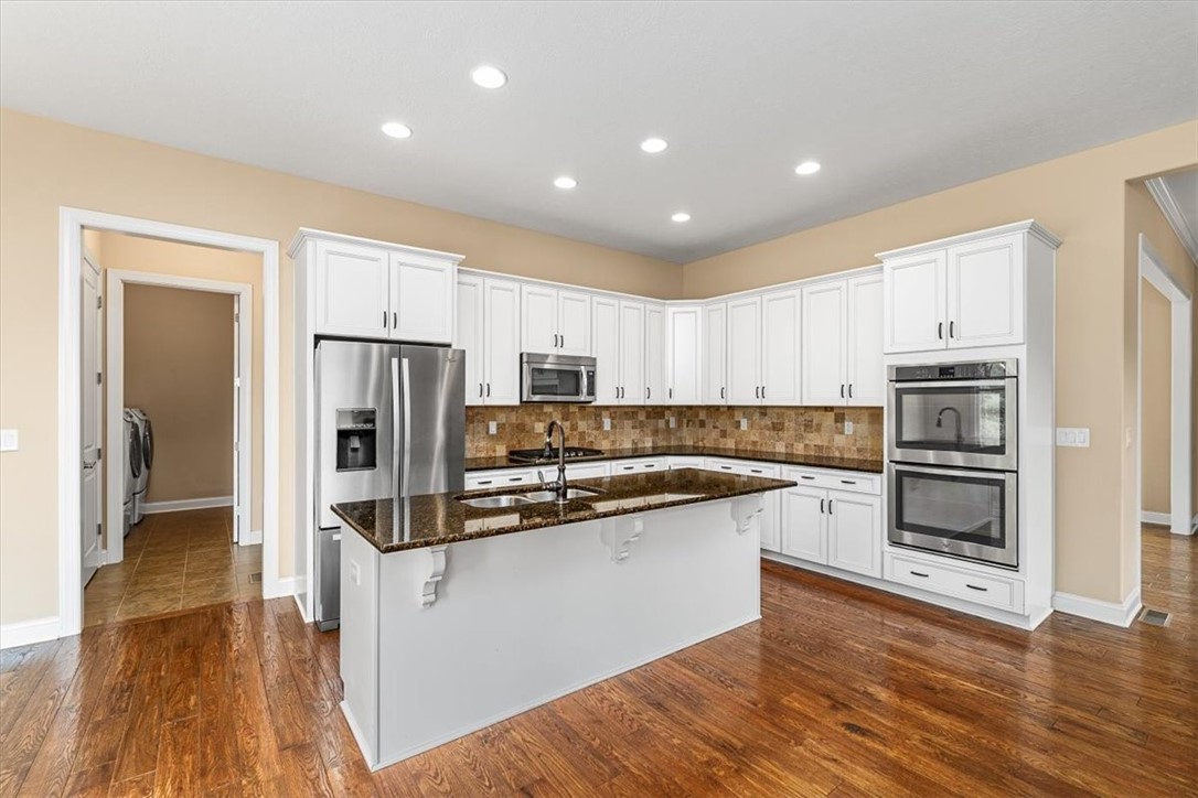 707 Onondaga Cir