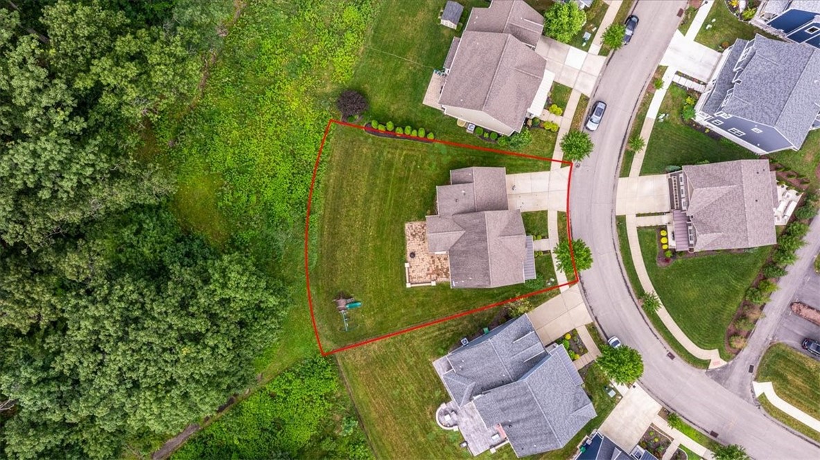 707 Onondaga Cir