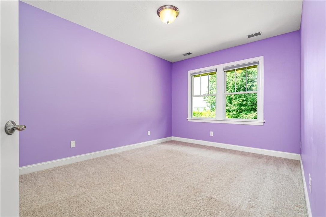 707 Onondaga Cir