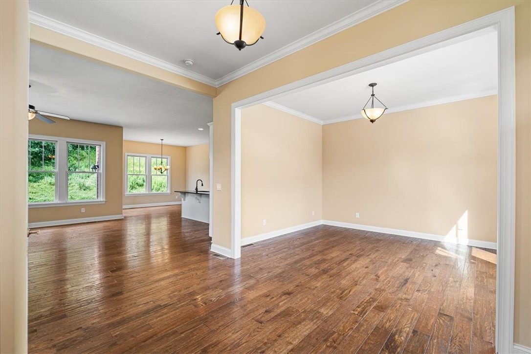 707 Onondaga Cir