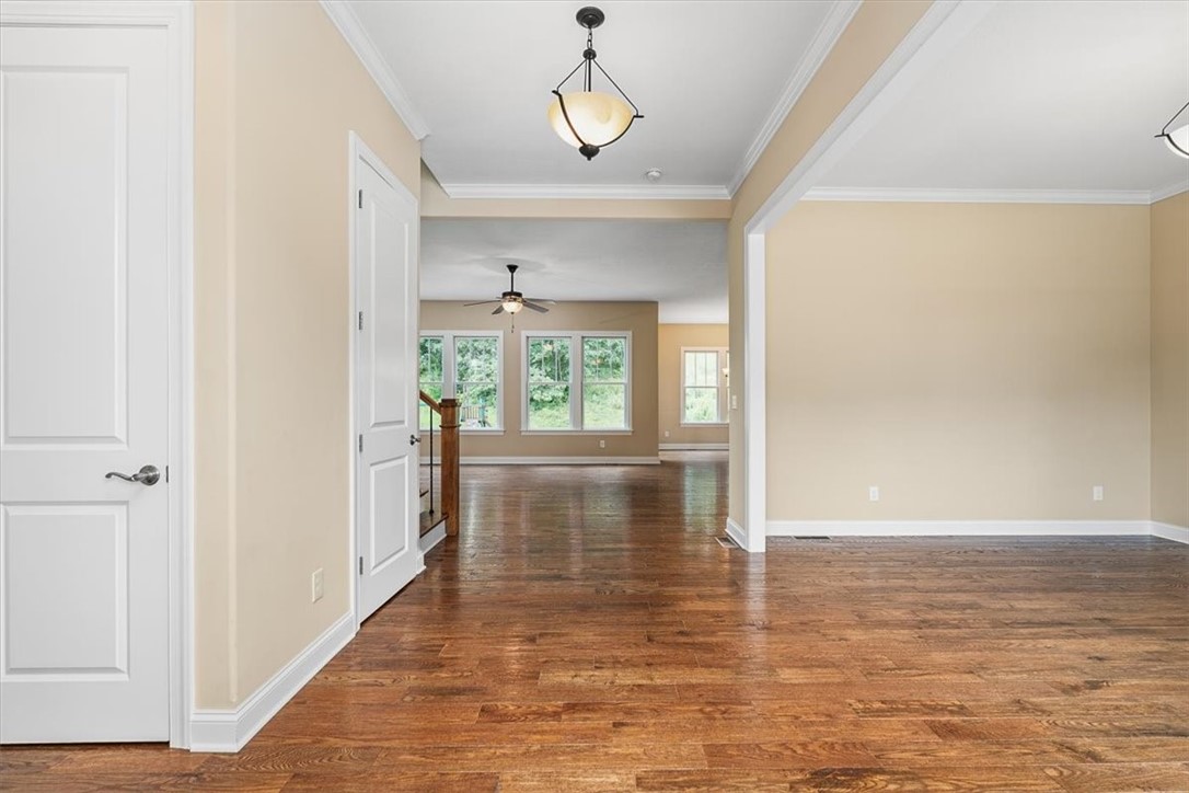 707 Onondaga Cir