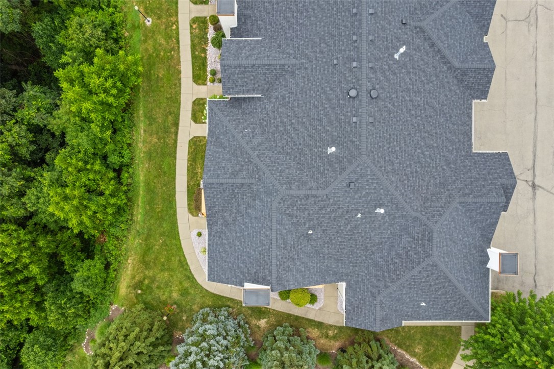 226 Adams Pointe Blvd 1