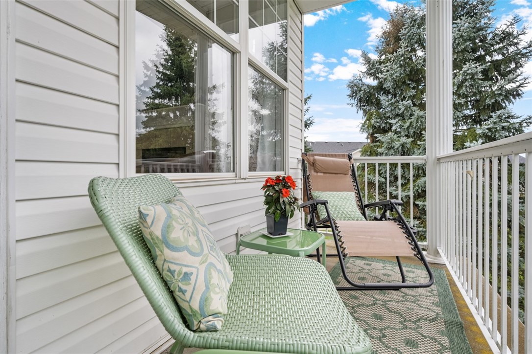 226 Adams Pointe Blvd 1