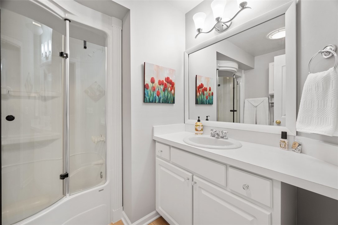 226 Adams Pointe Blvd 1