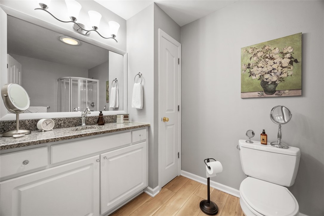 226 Adams Pointe Blvd 1