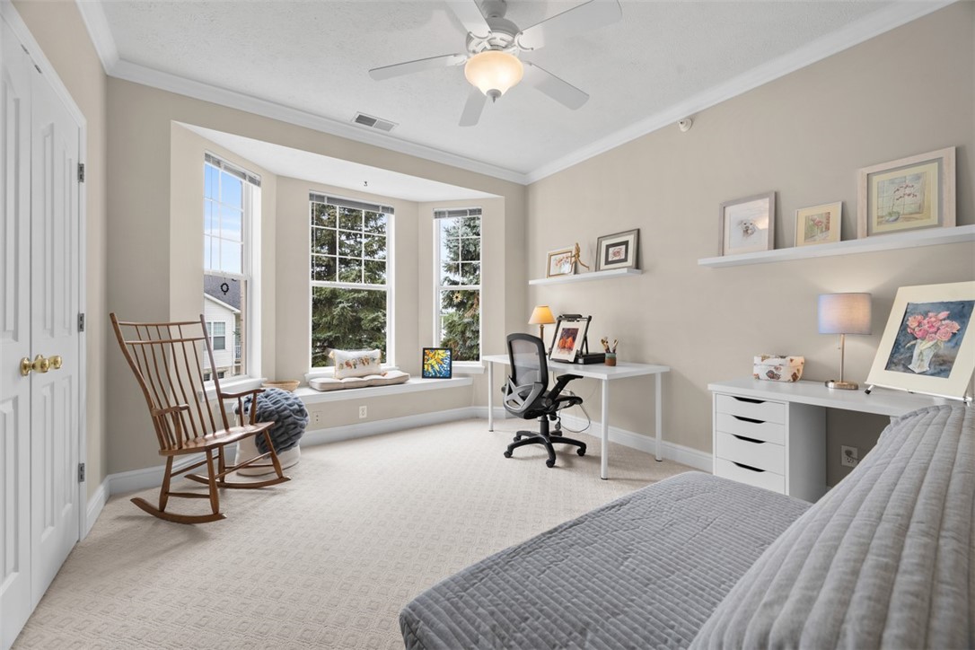 226 Adams Pointe Blvd 1