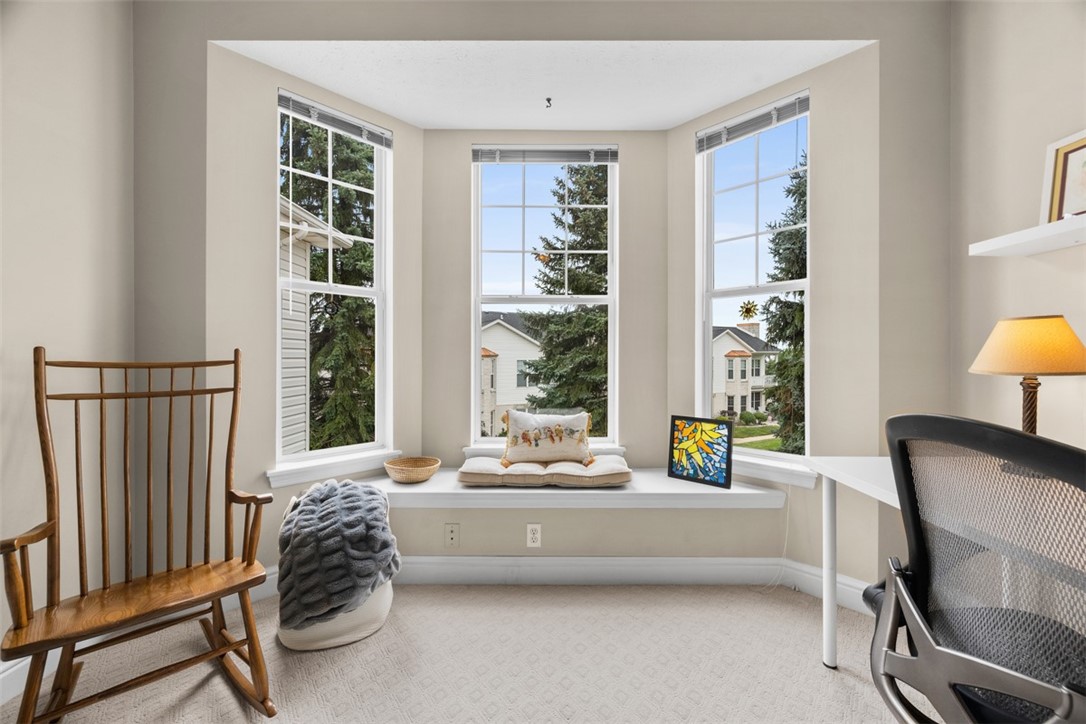 226 Adams Pointe Blvd 1