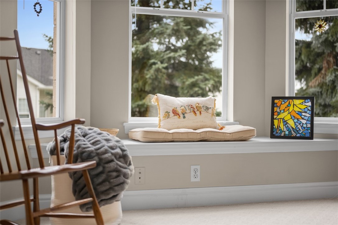 226 Adams Pointe Blvd 1