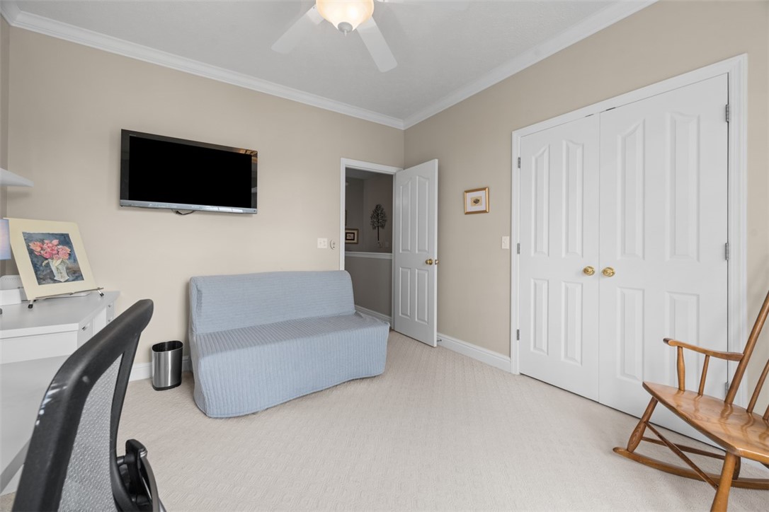 226 Adams Pointe Blvd 1