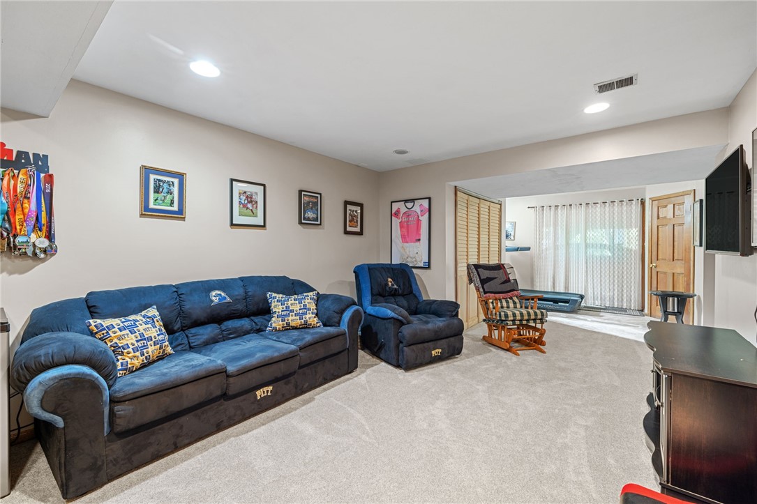 329 Cloverdale Dr