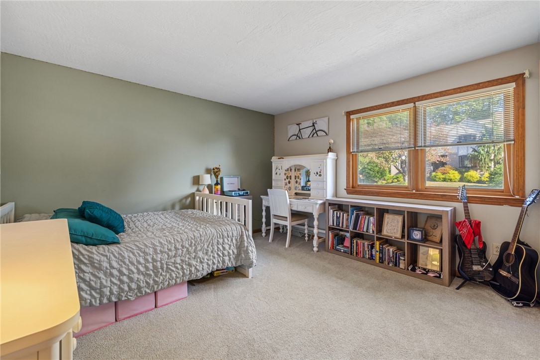 329 Cloverdale Dr
