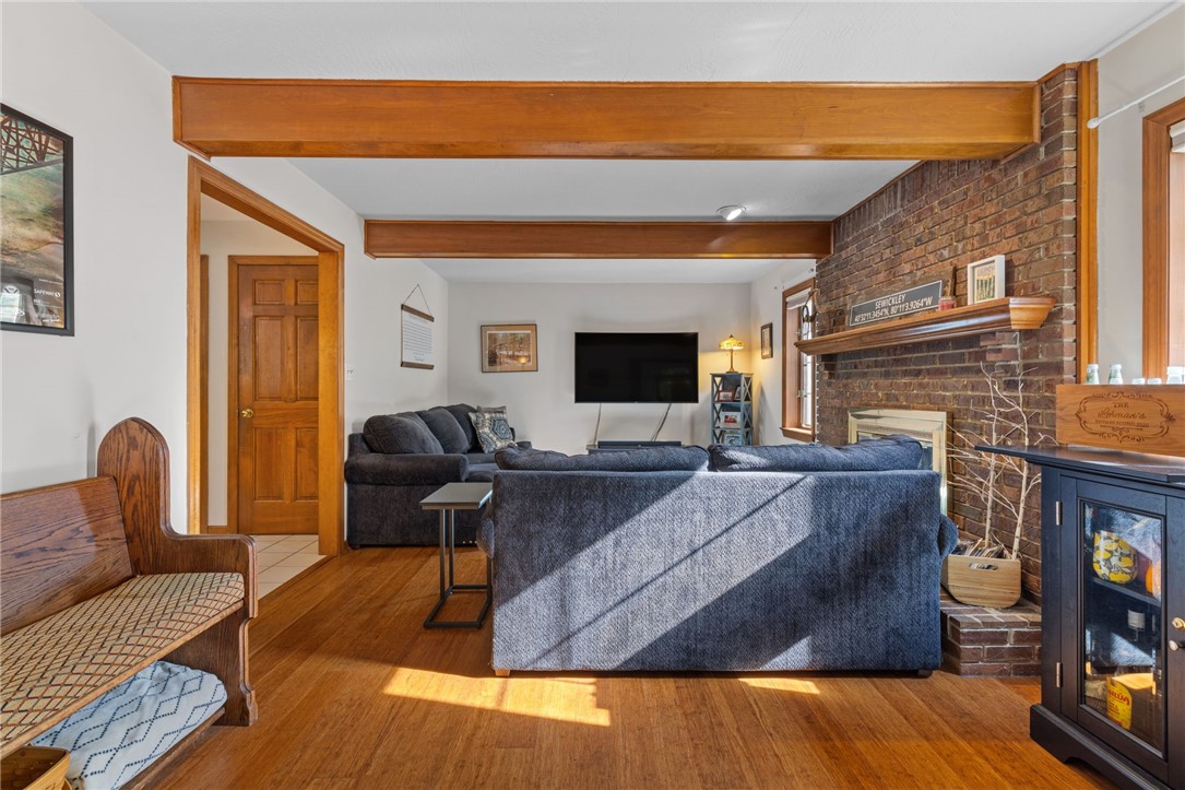 329 Cloverdale Dr