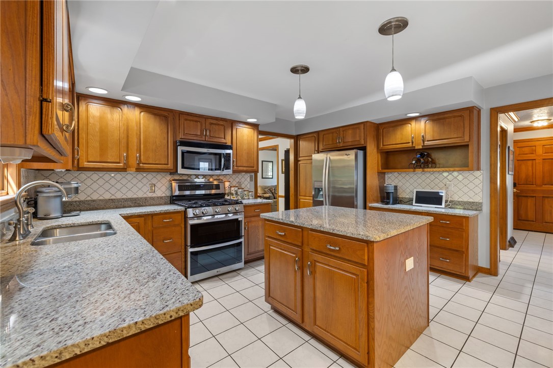 329 Cloverdale Dr