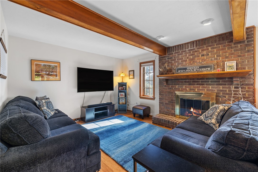 329 Cloverdale Dr