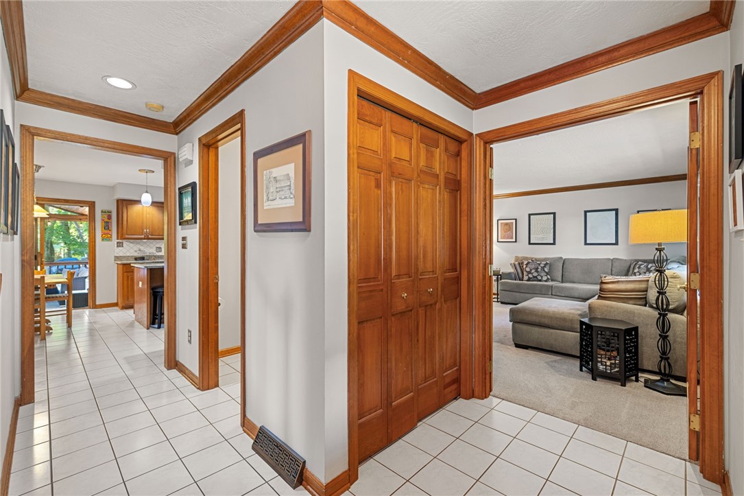 329 Cloverdale Dr