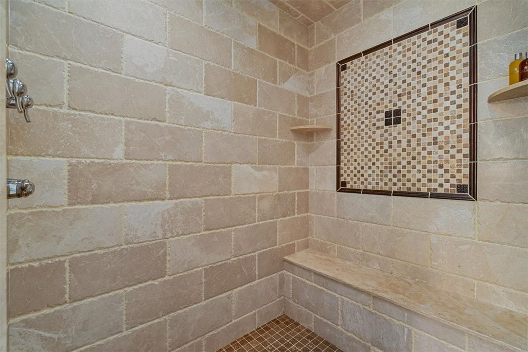 307 Georgetowne Ct