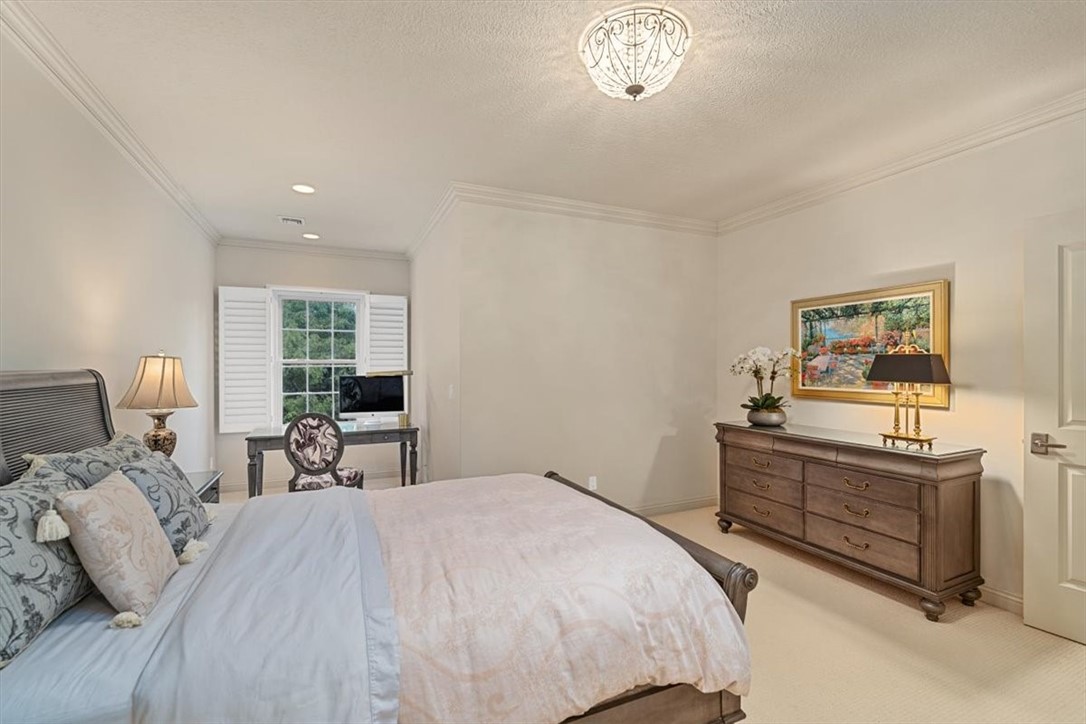 307 Georgetowne Ct
