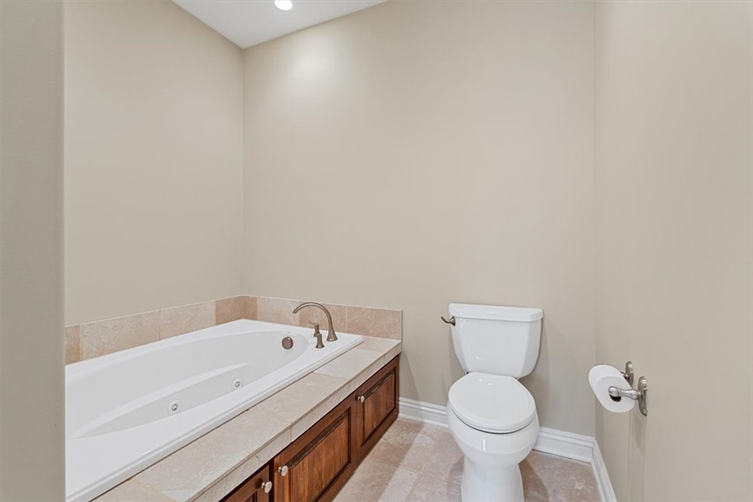 307 Georgetowne Ct