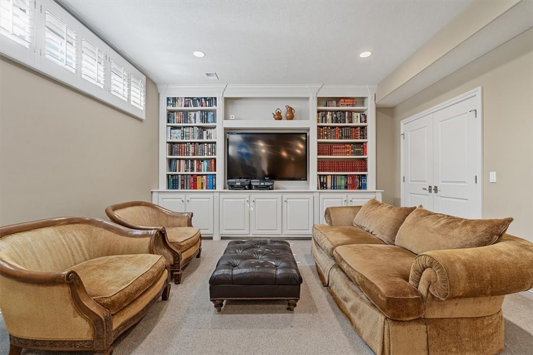 307 Georgetowne Ct